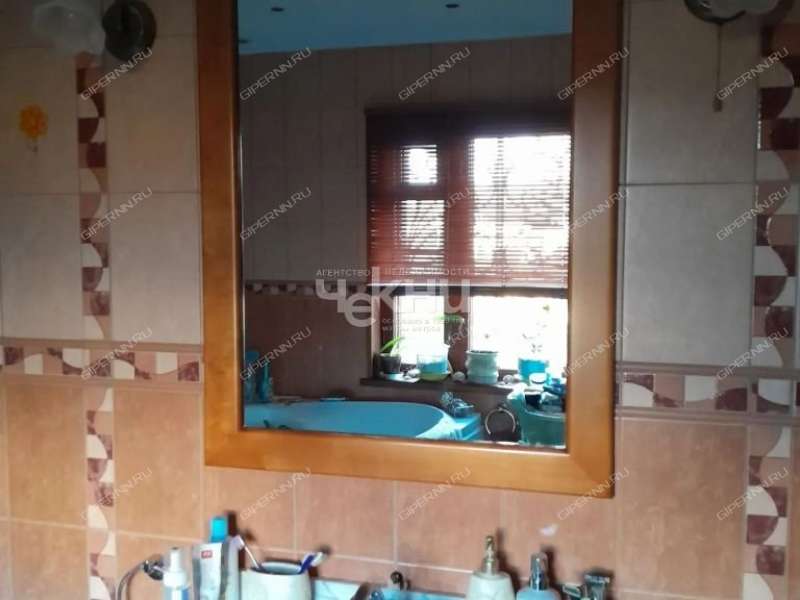 дом в микрорайоне 3 й город Бор