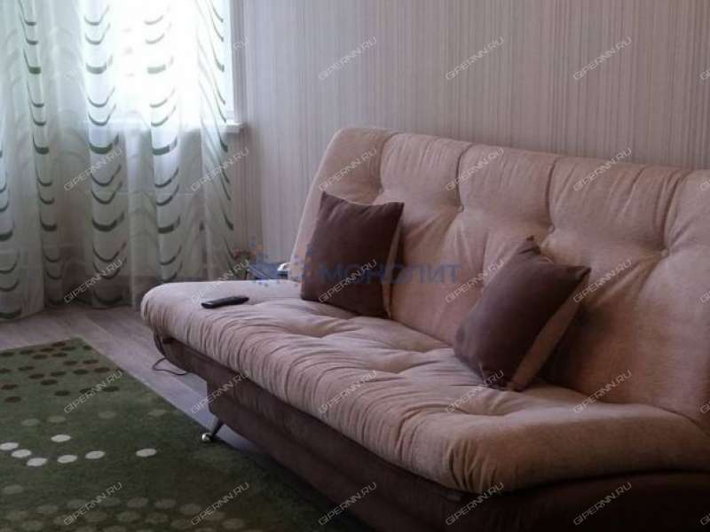 однокомнатная квартира на Волжской набережной дом 21