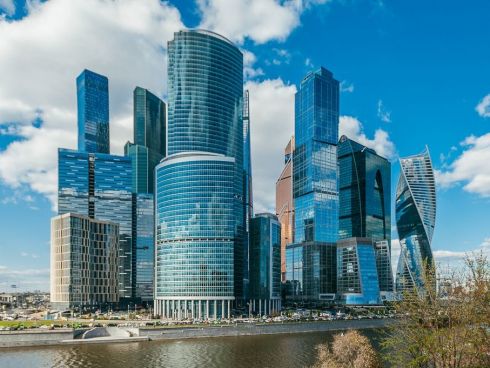 Красивая жизнь на высоте: кто и зачем арендует апартаменты в «Москва-Сити»