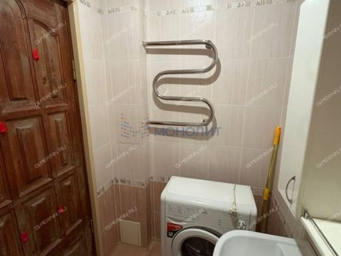 2-komnatnaya-ul-strazh-revolyucii-d-4 фото