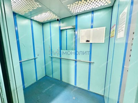3-komnatnaya-ul-chkalova-d-28 фото