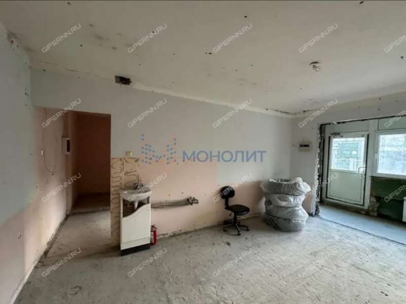 помещение под помещение свободного назначения, торговую площадь на улице Верхнепечёрская