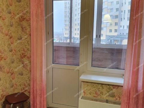 1-komnatnaya-ul-vyatskaya-d-6 фото