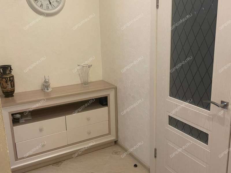 трёхкомнатная квартира на улице Голубева дом 8 к1