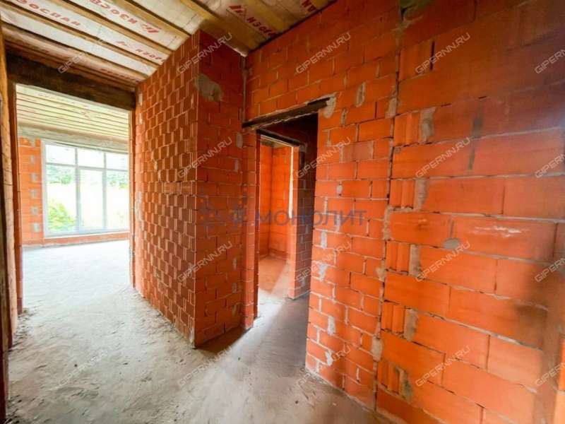 дом на улице Счастливая село Елховка