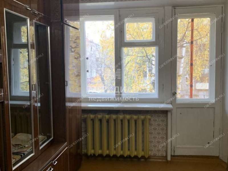 однокомнатная квартира на улице Крылова дом 2