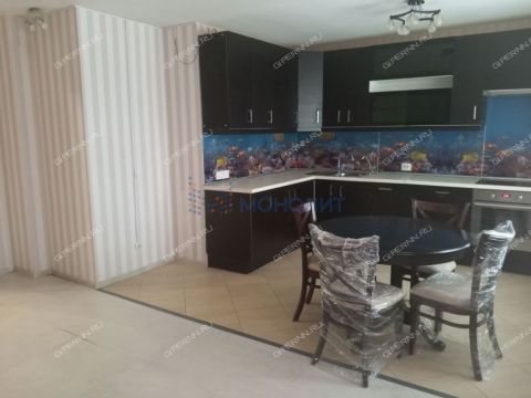 2-komnatnaya-ul-vyatskaya-d-1 фото