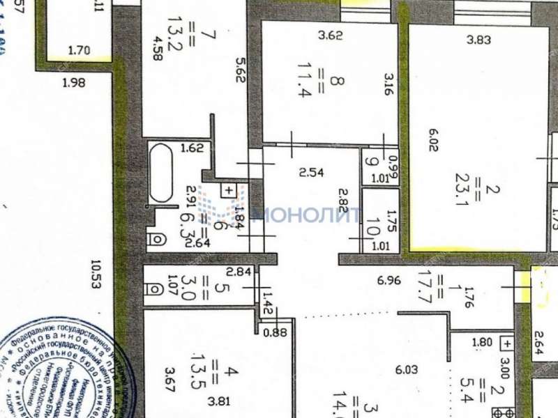 трёхкомнатная квартира на улице Александра Хохлова дом 21
