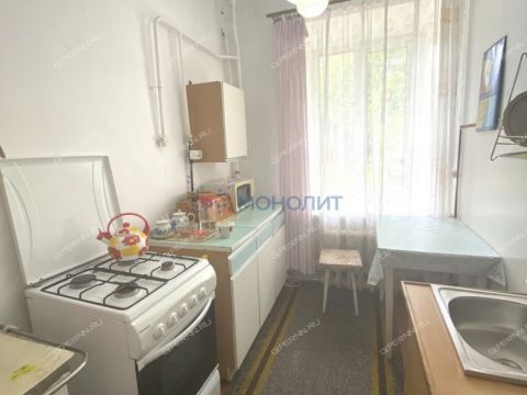 3-komnatnaya-poselok-pamyat-parizhskoy-kommuny-gorodskoy-okrug-bor фото