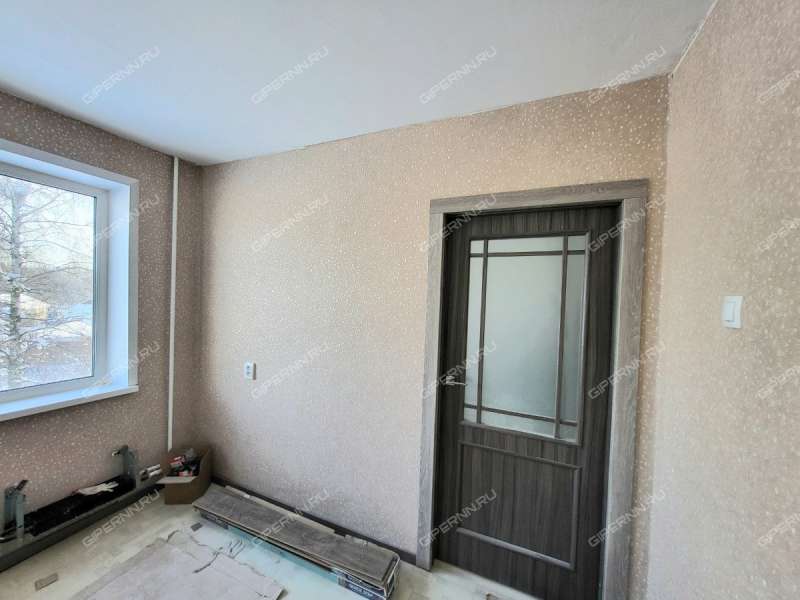 четырёхкомнатная квартира на улице Школьная дом 26 село Линда (Линдовский сельсовет