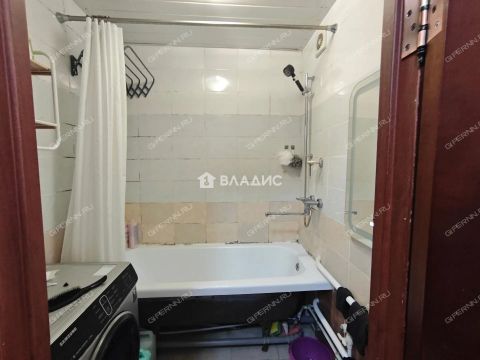 1-komnatnaya-ul-strokina-d-17b фото