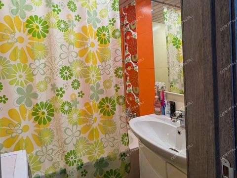 2-komnatnaya-ul-admirala-makarova-d-12 фото