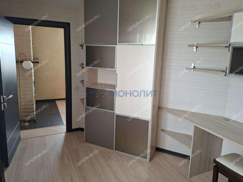 четырёхкомнатная квартира на улице Родионова дом 197 к1