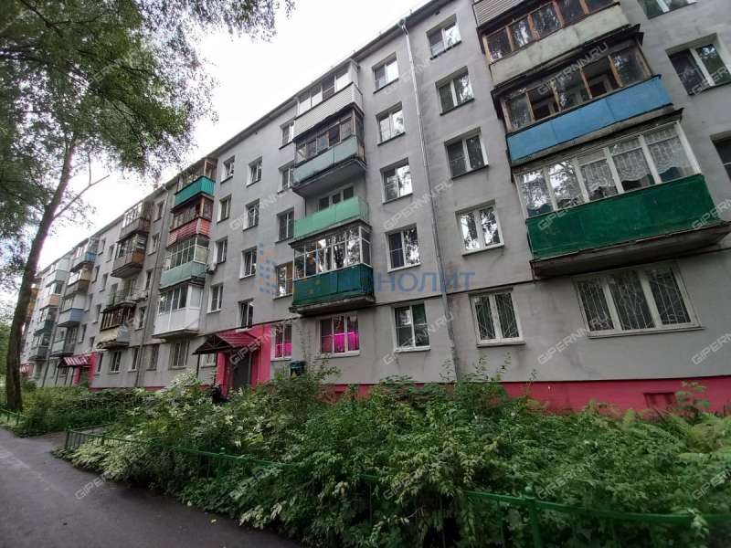 трёхкомнатная квартира на улице Энгельса дом 21