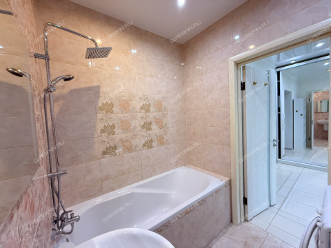 1-komnatnaya-ul-rodionova-d-192-k-3 фото