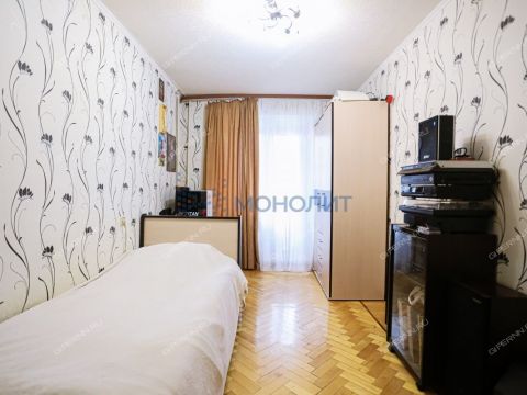 4-komnatnaya-ul-genkinoy-d-82 фото