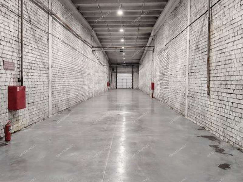 помещение под склад на Кузбасская ул, д.17а