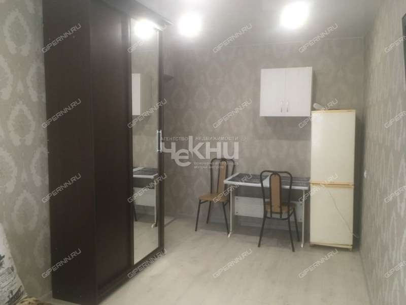 комната в доме 3 на улице Героя Советского Союза Усилова