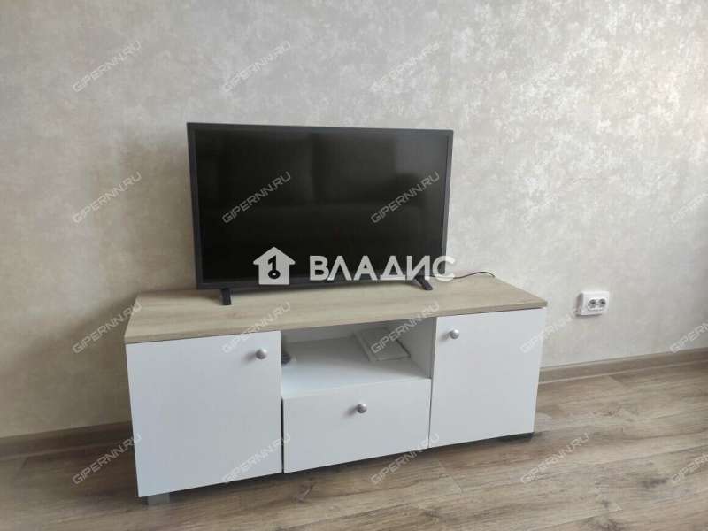 однокомнатная квартира на улице Романтиков дом 12