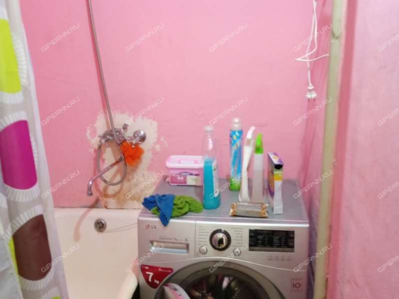 двухкомнатная квартира на проспекте Бусыгина дом 16