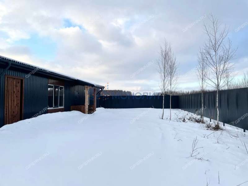 дом на улице Счастливая село Елховка