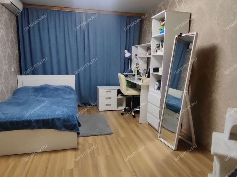 трёхкомнатная квартира на Московском шоссе дом 23