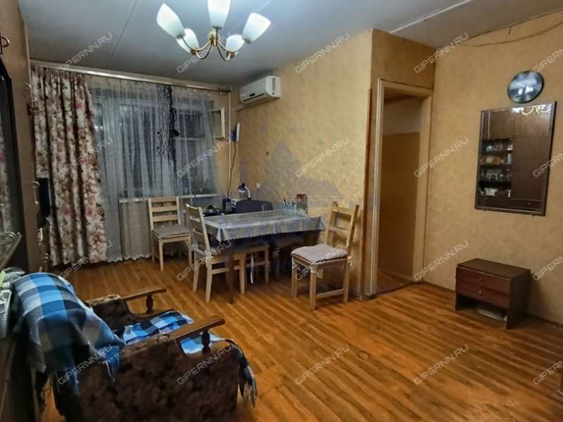 трёхкомнатная квартира на проспекте Ильича дом 36а