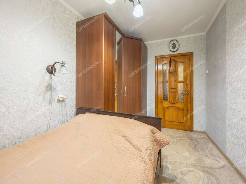 трёхкомнатная квартира на улице Адмирала Васюнина дом 5 к1