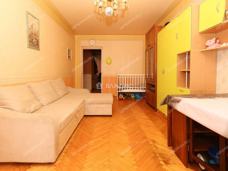 трёхкомнатная квартира на улице Генерала Зимина дом 35