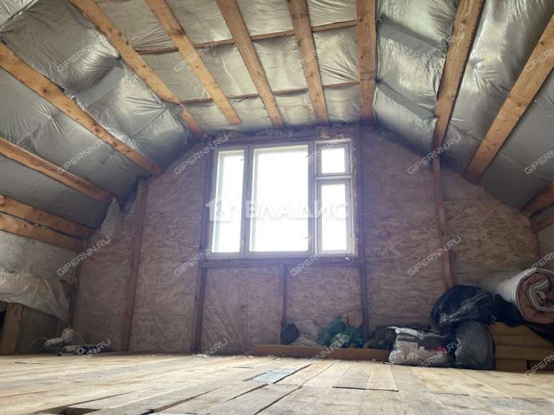 дом на  село Выездное