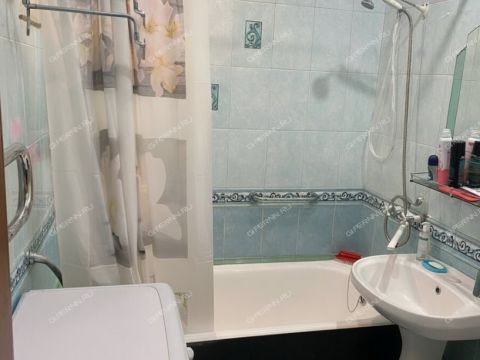 2-komnatnaya-ul-svetloyarskaya-d-21 фото