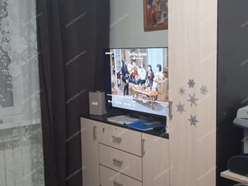 трёхкомнатная квартира на улице Сергея Есенина дом 35