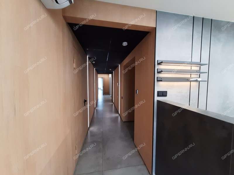 помещение под торговую площадь на Большая Печерская ул., д.40