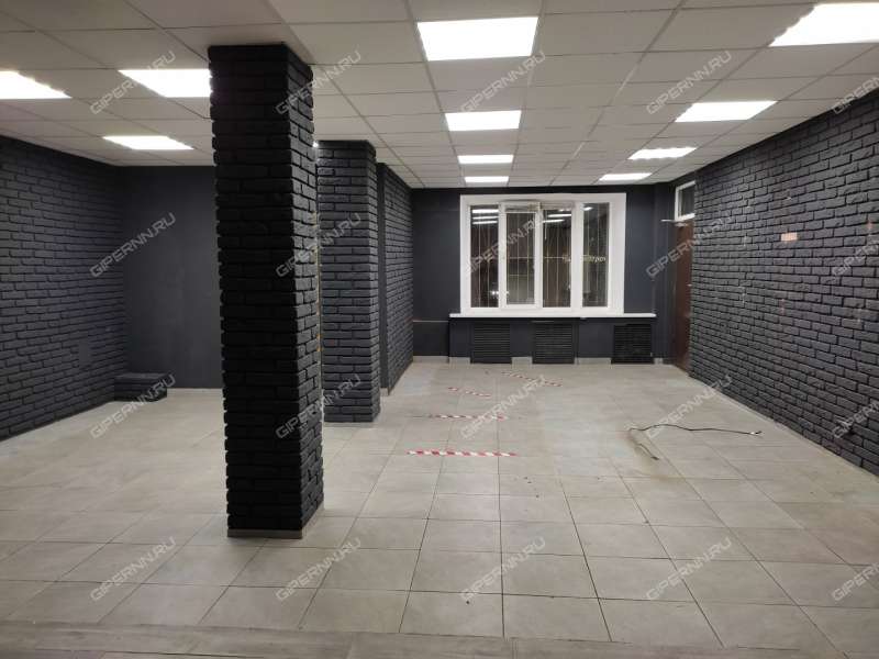 помещение под помещение свободного назначения, торговую площадь на улице Ванеева