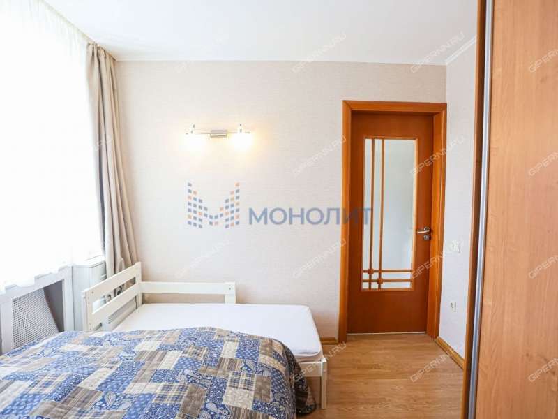 трёхкомнатная квартира на улице Генкиной дом 82