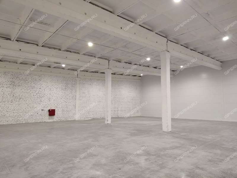 помещение под склад на Кузбасская ул, д.17