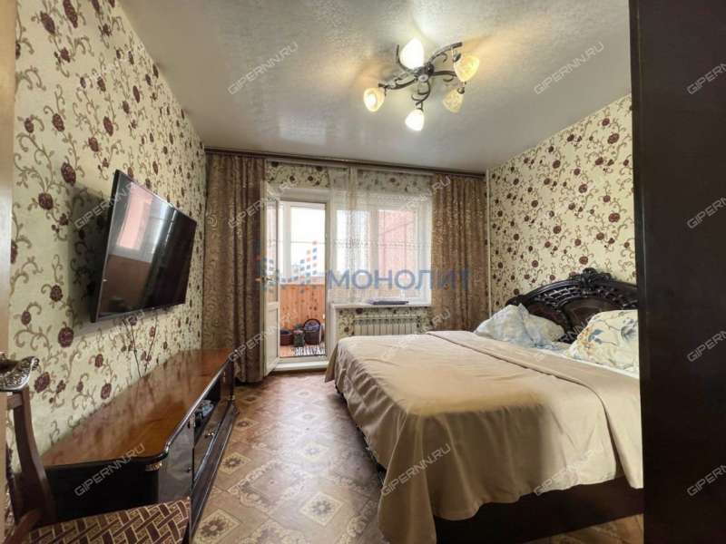 трёхкомнатная квартира на Красноуральской улице дом 1А