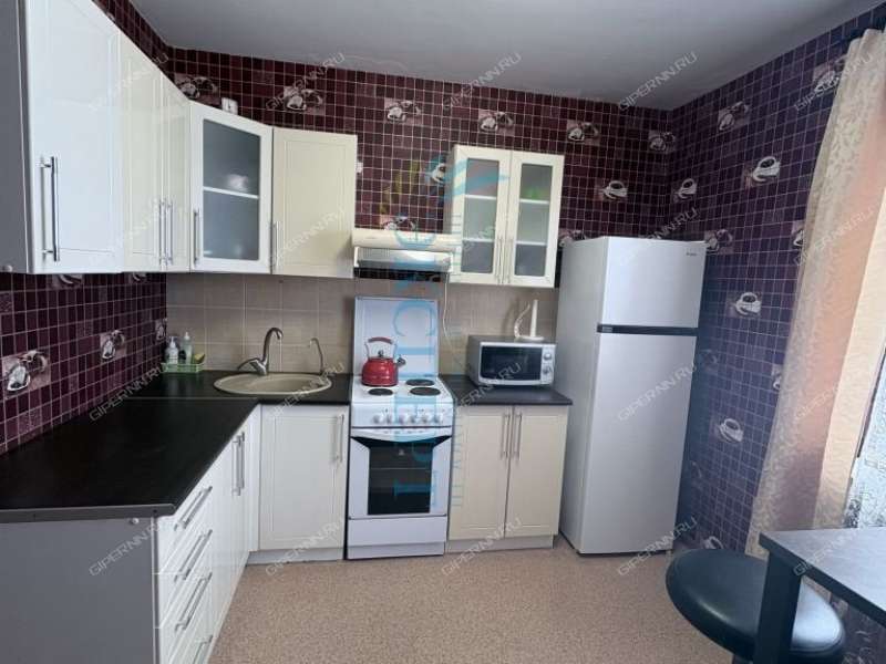 двухкомнатная квартира на улице Родионова дом 167 к1