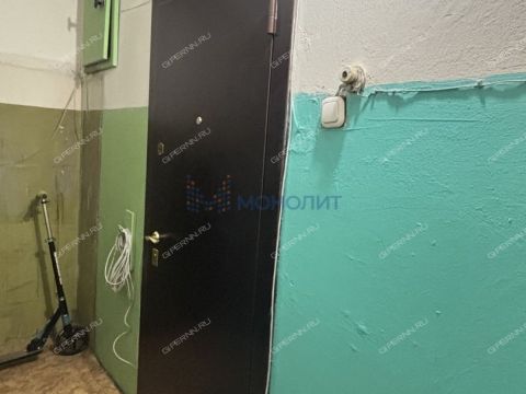 1-komnatnaya-ul-sergeya-esenina-d-44 фото