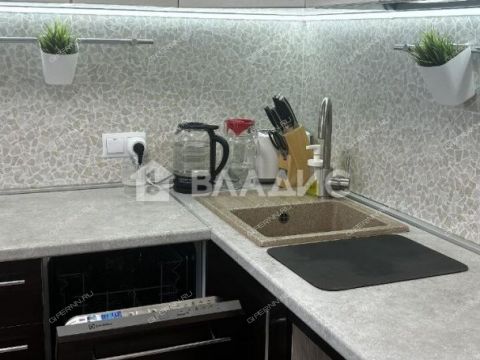 2-komnatnaya-ul-burnakovskaya-d-79 фото