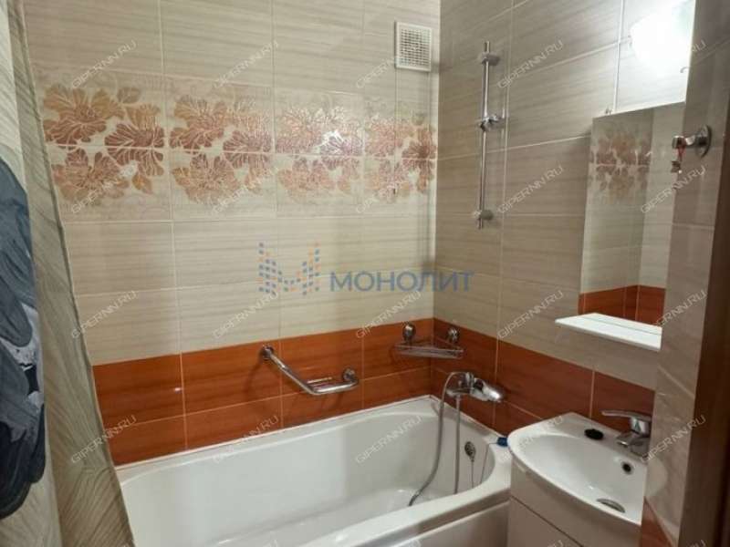 двухкомнатная квартира в Светлогорском переулке дом 2