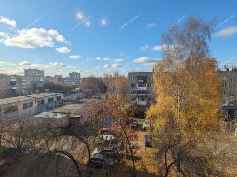 четырёхкомнатная квартира на улице Бутлерова дом 38Б город Дзержинск