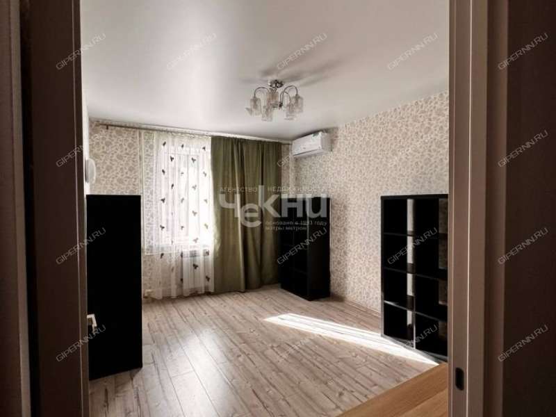 двухкомнатная квартира на улице Верхнепечёрская дом 11 к1