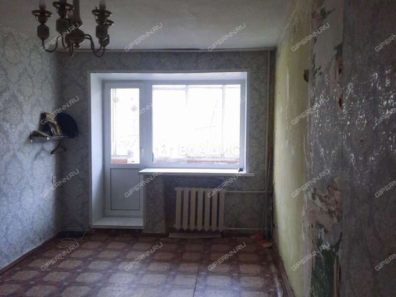 трёхкомнатная квартира на улице Героя Юрия Смирнова дом 37