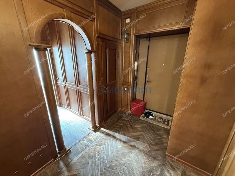 трёхкомнатная квартира на Верхне-Волжской набережной дом 15