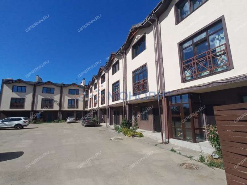 таунхаус на -