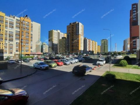 2-komnatnaya-ul-romantikov-d-3 фото