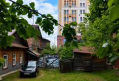 В тени новостроек: как уходит в прошлое квартал возле парка Кулибина