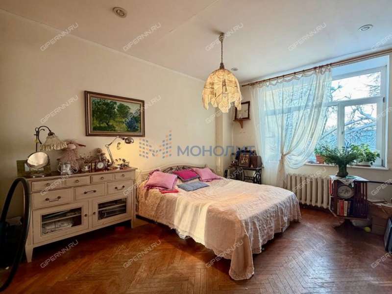 трёхкомнатная квартира на улице Минина дом 5