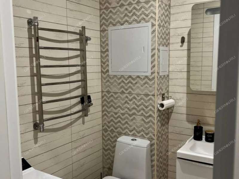 двухкомнатная квартира на улице Июльских Дней дом 1/2